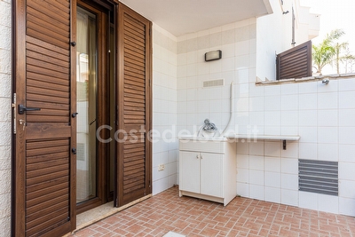 Porzione di villa con piscina in comune a pochi metri dal mare Torre Suda - Foto 30