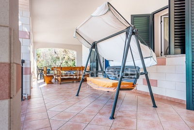 Cod 357 Bi-famigliare, grande e comoda, 5 camere vista mare Torre Vado - Foto 8