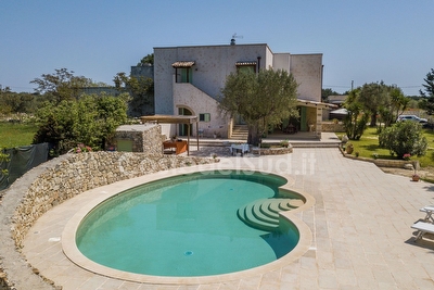 Splendida villa indipendente con giardino e piscina esclusiva zona Castro Vignacastrisi - Foto 12