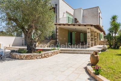 Splendida villa indipendente con giardino e piscina esclusiva zona Castro Vignacastrisi - Foto 19