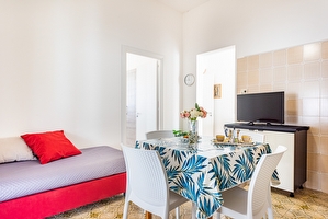 Casa vacanza vicino al mare - zona ben servita Torre Suda - Foto 16