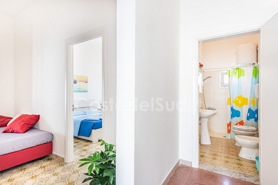 Casa vacanza vicino al mare - zona ben servita Torre Suda - Foto 27