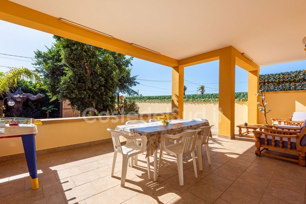 Villetta indipendente - ampio giardino recintato - completa privacy - animali domestici ammessi Capilungo