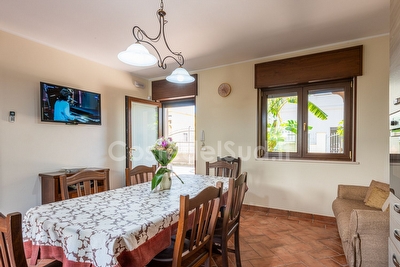 Villetta indipendente con tre camere, due bagni in zona tranquilla Posto Rosso - Foto 10