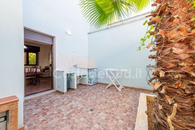 Villetta indipendente con tre camere, due bagni in zona tranquilla Posto Rosso - Foto 29