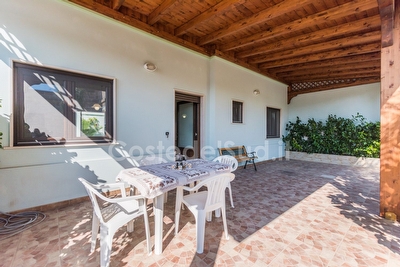 Villetta indipendente con tre camere, due bagni in zona tranquilla Posto Rosso - Foto 3