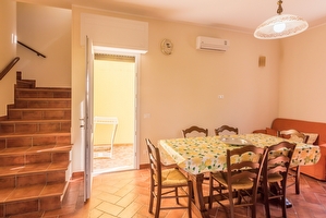 Villetta indipendente comoda e ben arredata adatta a 2 famiglie Posto Rosso - Foto 6