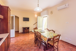 Villetta indipendente comoda e ben arredata adatta a 2 famiglie Posto Rosso - Foto 7