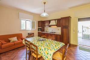 Villetta indipendente comoda e ben arredata adatta a 2 famiglie Posto Rosso - Foto 9