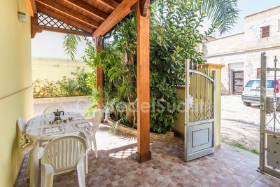 Villetta indipendente comoda e ben arredata adatta a 2 famiglie Posto Rosso - Foto 3