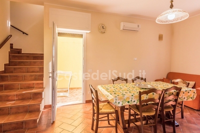 Villetta indipendente comoda e ben arredata adatta a 2 famiglie Posto Rosso - Foto 6