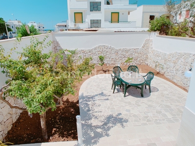 Villetta con ampi spazi esterni - 2 camere - 2 bagni - mare e centro a piedi Torre San Giovanni - Foto 13