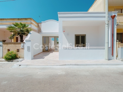 Villetta con ampi spazi esterni - 2 camere - 2 bagni - mare e centro a piedi Torre San Giovanni - Foto 3