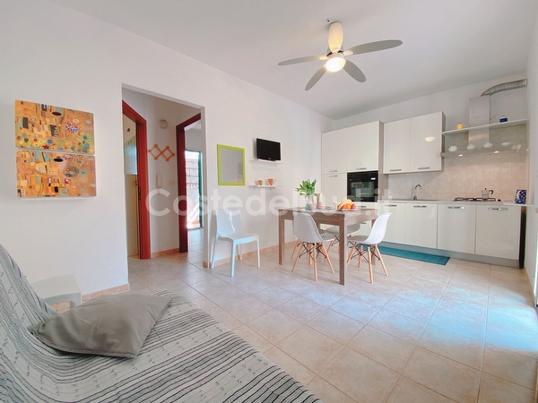 Grazioso appartamento con posto auto - distese sabbiose e centro a piedi Torre Mozza