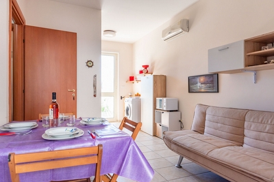 Appartamento con 2 camere - mare a piedi - posto auto - area giochi bimbi Torre San Giovanni - Foto 9