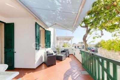 Villetta vicino alla Spiaggia e al Centro con Posto Auto Privato Torre Vado - Foto 3