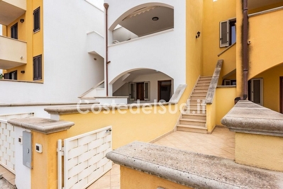 Appartamento piano primo comodo con mare e centro vicini. Torre Pali - Foto 7