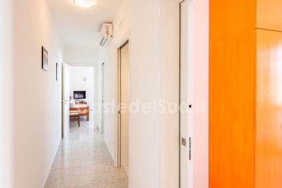 Comoda abitazione con affaccio sul mare. Torre San Giovanni - Foto 7