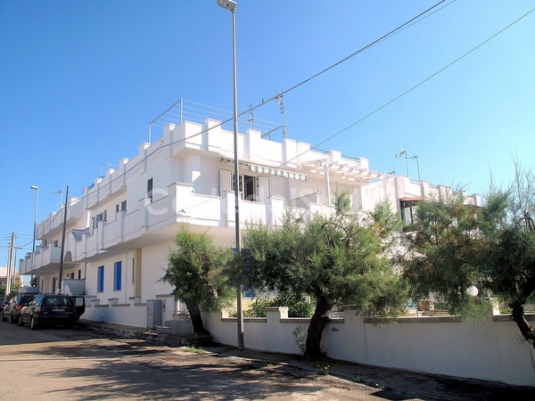 Comoda abitazione con affaccio sul mare. Torre San Giovanni
