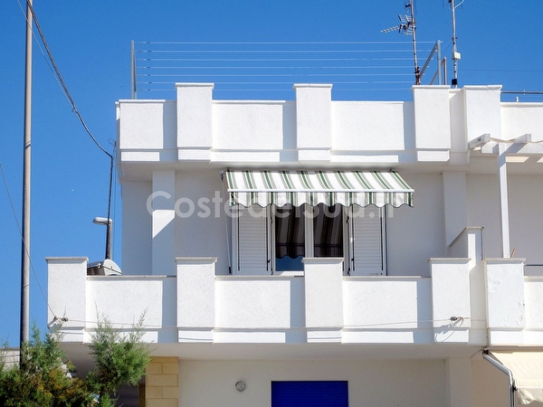 Comoda abitazione con affaccio sul mare. Torre San Giovanni