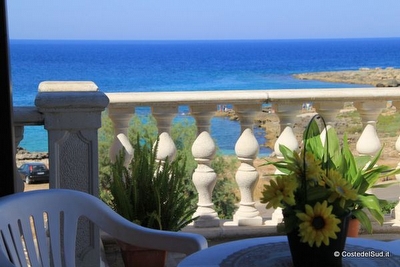 Attico fronte mare ben arredato con ampi spazi esterni. Torre San Giovanni - Foto 9