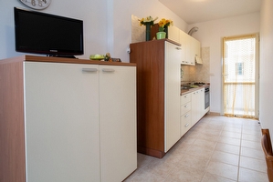 Appartamento con ampi spazi esterni e mare di sabbia vicino. Torre Mozza - Foto 13