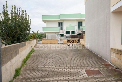 Appartamento con ampi spazi esterni e mare di sabbia vicino. Torre Mozza - Foto 25