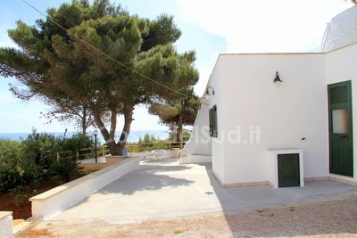 Trullo vista mare messo a nuovo con lidi sabbiosi nelle vicinanze. Pescoluse - Foto 2