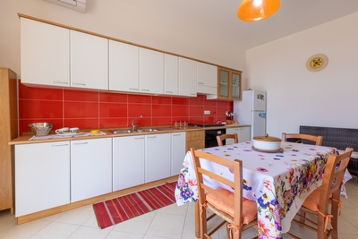 Villino vista mare ampi spazi esterni finemente arredato. Torre Pali - Foto 6