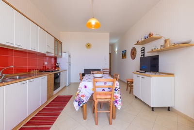 Villino vista mare ampi spazi esterni finemente arredato. Torre Pali - Foto 7