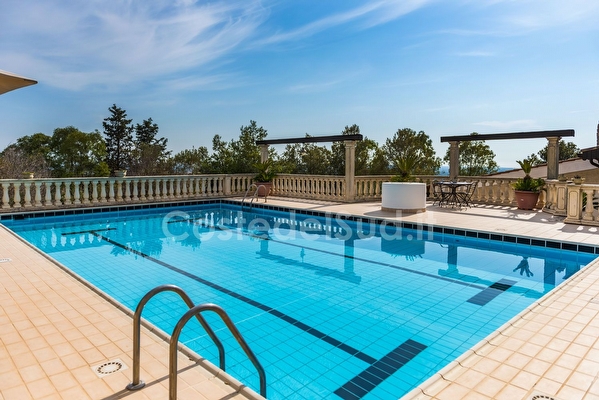 Villa con piscina con splendida vista panoramica