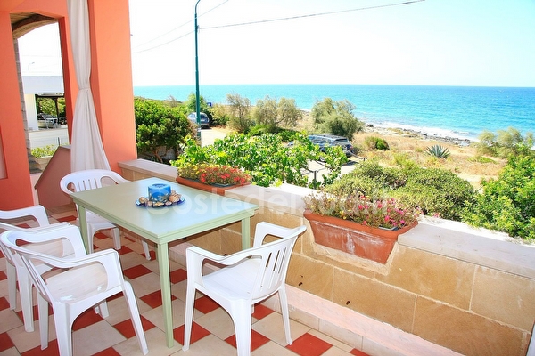 Casa vacanza fronte mare.