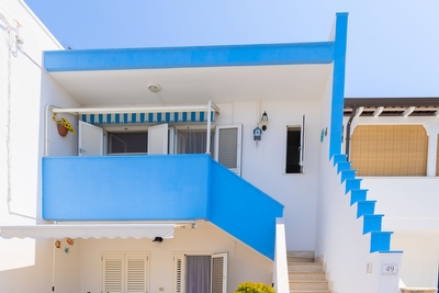 Appartamento ben curato con mare e centro vicini.