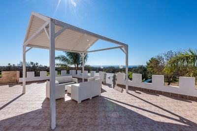 Villa con piscina con vista mare panoramica Torre Suda - Foto 9