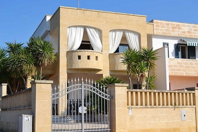 Appartamento con terrazza vista mare