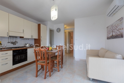 Appartamento piano terra parcheggio privato centro e mare a piedi. Torre Pali - Foto 3