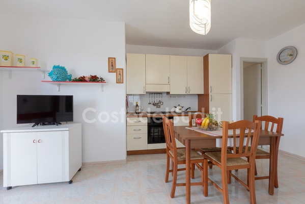 Appartamento piano terra parcheggio privato centro e mare a piedi. Torre Pali