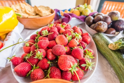 Monolocale  2 posti immersa tra campagna e mare.