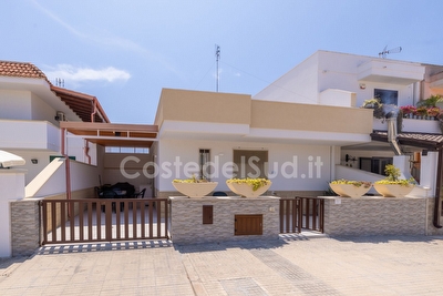 Appartamento, spazioso ben arredato, mare e centro vicini. Torre San Giovanni - Foto principale