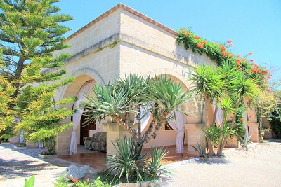 Villa con piscina vicino spiagge di sabbia. Torre San Giovanni - Foto 10