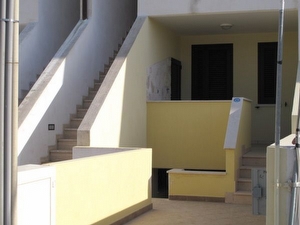 Seminterrato fresco, economico e ben arredato. Torre Pali - Foto 3