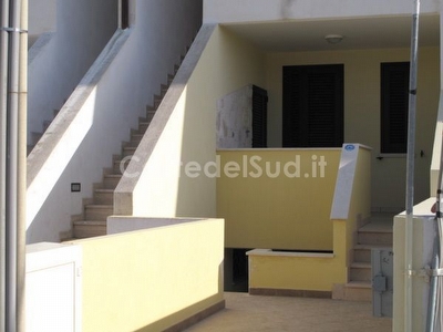 Seminterrato fresco, economico e ben arredato. Torre Pali - Foto 3