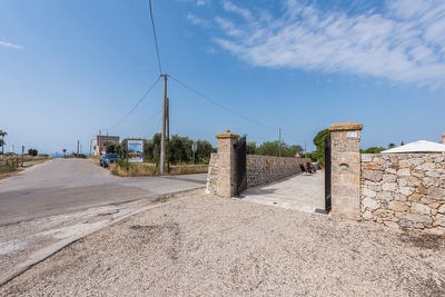 Antica dimora con giardino e pineta privata