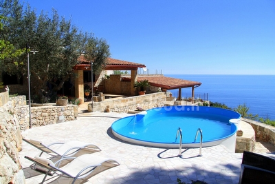 Villetta indipendente immersa nella natura con superba vista mare. Marina di Novaglie - Foto 22