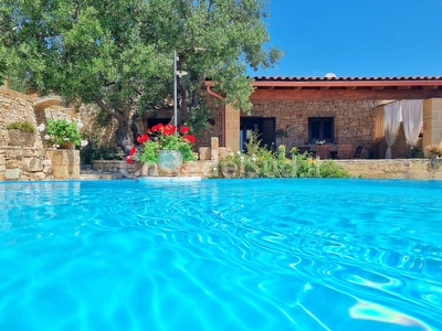 Villetta indipendente immersa nella natura con superba vista mare. Marina di Novaglie - Foto 5