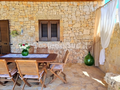 Villetta indipendente immersa nella natura con superba vista mare. Marina di Novaglie - Foto 8