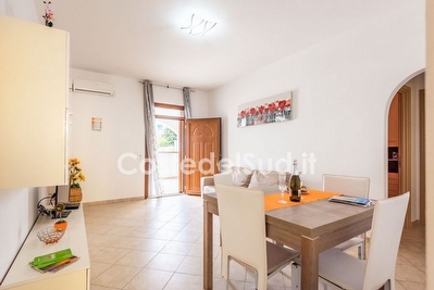 Appartamento con ampio spazio esterno centro e mare vicini. Torre Pali - Foto 10