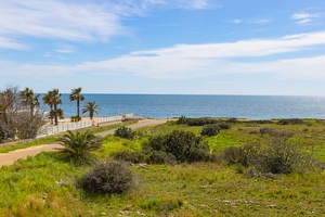 Appartamento con incantevole vista mare. Centro vicino e mare a pochi passi. Lido Marini - Foto 12