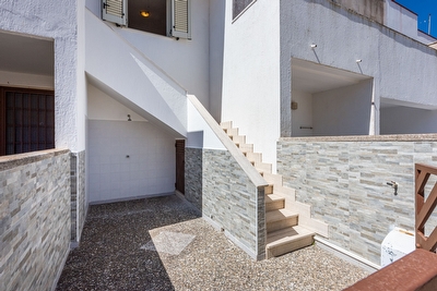 Appartamento centrale 350 mt da spiagge di sabbia