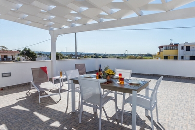 Attico completamente nuovo, zona lidi sabbiosi